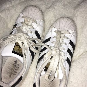 Adidas black and white superstars size youth 5.5